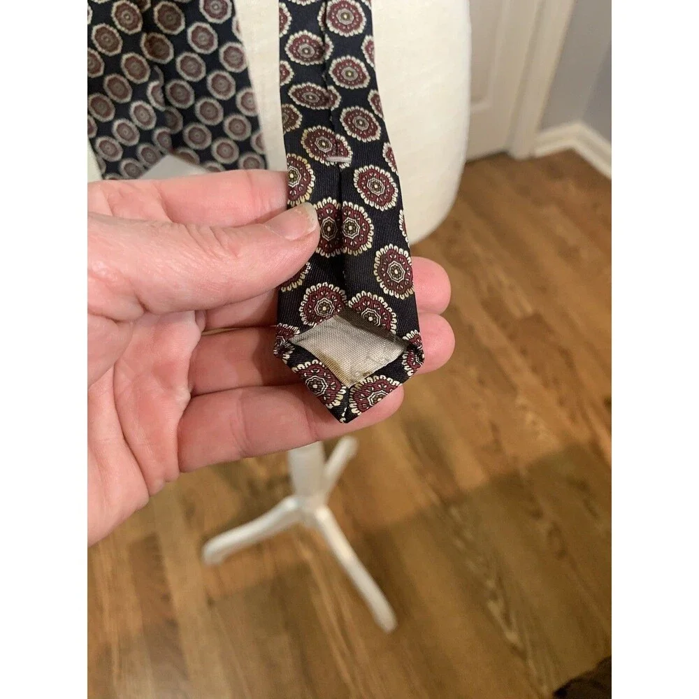 Vintage Aquascutum London Black with burgundy & ivory Geometric Circles NeckTie
